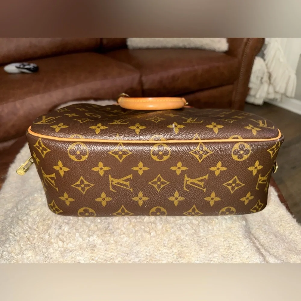 Louis Vuitton LV Monogram Trouville - Picture 4 of 8